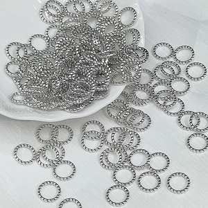 Montón de anillas abiertas plateadas de 9mm para creación de joyas y artesanía DIY