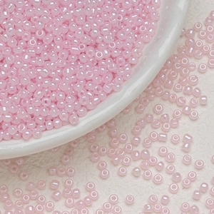 3mm hellrosa Perlen mit Perlglanz-Effekt für DIY-Schmuck und Bastelarbeiten