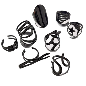 Set de 8 anillos góticos punk negros para hombre y mujer con acabado de espejo brillante