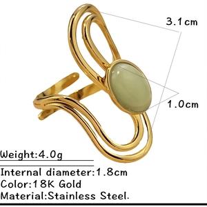 Anello aperto in acciaio inossidabile placcato oro 18K con pietra verde chiaro