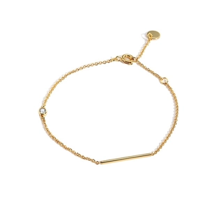 Bracciale a catena minimalista placcato oro con pietra in zircone e barra lucida a specchio