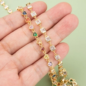 Pulseras chapadas en oro con circonitas de colores en forma de corazón y cristales