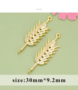 Detail of 30mm gold wheat ear pendant with clear cubic zirconia for DIY jewelry
