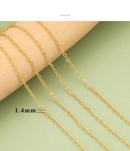 Makroansicht der 1,4mm 18K vergoldeten Edelstahl O-Kette mit facettierten Kettengliedern