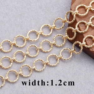 Golden 18K gold-plated O-shape cross chain with textured surface 1.2cm width