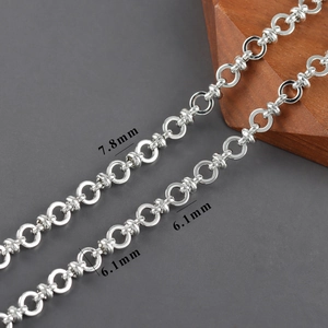 Comparaison détaillée de chaînes argentées de 7,8 mm et 6,1 mm pour la création de bijoux