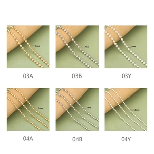 Detailansicht der 2mm und 3mm 18k vergoldeten Perlenketten für DIY Schmuckzubehör