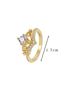 Detailansicht der Goldkronenring mit Zirkonia und dem 1,7 cm Innendurchmesser Maße