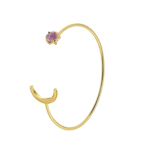 Eleganter goldener Mond-Armreif mit einem violetten Edelstein in offenem Design