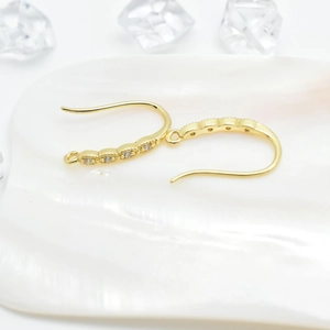 Crochets d'oreilles dorés DIY avec zircons courbés pour la création de bijoux