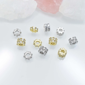 Détails d'entretoises plaquées argent et or avec zircons cubiques pour bijoux DIY