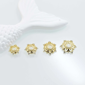 Calottes fleur en plaqué or 14K avec zircons pour la création de bijoux DIY