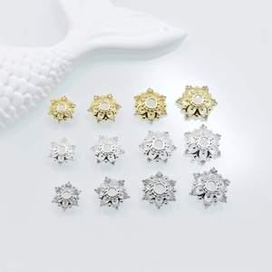 Intercalaires fleur creuse plaqué or 14K avec zircons micro-incrustés en tailles