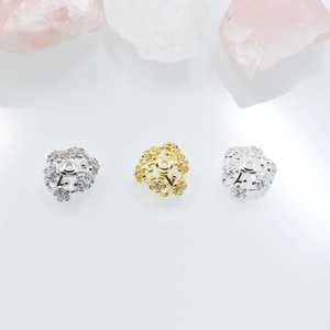 Capuchones de flor en oro y plata con circonitas para creación de joyas DIY
