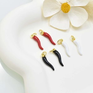 DIY Copper Chili Enamel Pendant Jewelry Findings For Necklace Keychain Red White Black Cornicello Shape Charm Accessories