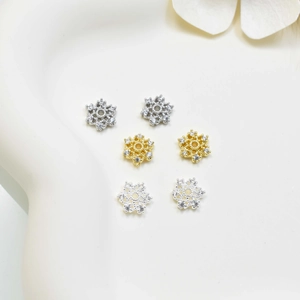 Copriperla a Fiocco di Neve in Rame Distanziali Micro Pavé di Strass per Creazione Gioielli Fai da Te Bracciali Collane