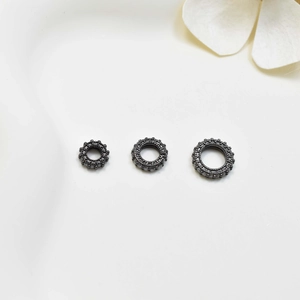 Drie maten zwart geplateerde zirkoon afstandhouders voor DIY sieraden maken