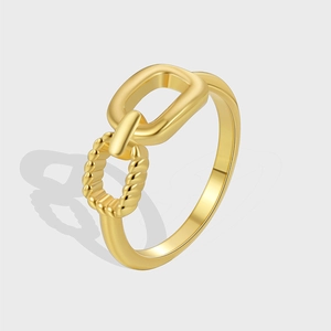 Elegant Gold Plated Brass Interlocking Rings For Women Fashion Minimalist Twist Rope Texture Asymmetric Finger Ring Jewelry