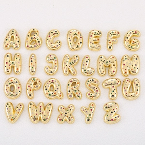 Pendentifs alphabet A-Z dorés en 3D sertis de zircons cubiques colorés pour bijoux