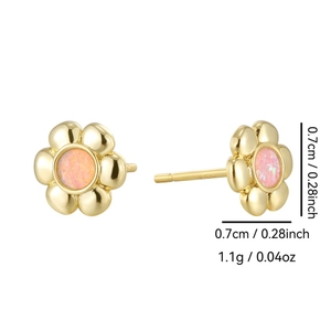 Retro 18K gold plated flower stud earrings with pink resin core and 0.7cm diameter