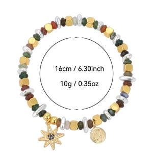 Bracciale artigianale di perline con pietre naturali e pendenti a stella d'oro