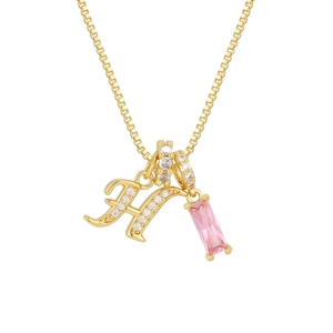 Collar chapado en oro de 18K con colgante letra H de circón y gema rosa talla step