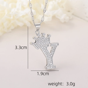 Détail du pendentif lettre Y à couronne argentée avec dimensions 3,3cm par 1,9cm et 3,0g