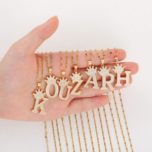 Collier Pendentif Couronne de Lettre Initiale en Cuivre Zirconium Hip Hop Chaîne Plaqué Or Argent pour Hommes Femmes