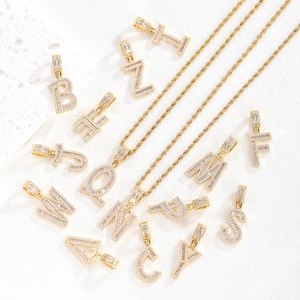 Collana con Pendente Lettera Iniziale Iced Out Hip Hop per Uomo Donna Rame Zirconia Placcato Oro Argento Gioielli Catena Corda