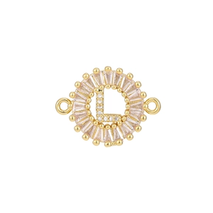Detail von Goldbuchstabe L Anhänger mit Zirkonia-Pflaster und rosa Edelstein-Halo