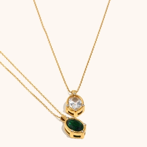 Collane con ciondolo ovale placcate in oro 18K con zirconi verdi e trasparenti