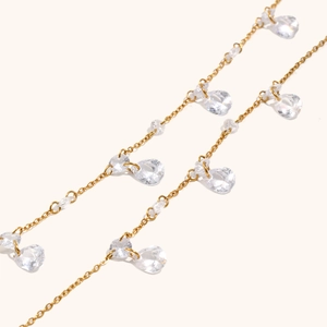 Elegant 18K gold-plated stainless steel necklace with sparkling teardrop crystal pendants