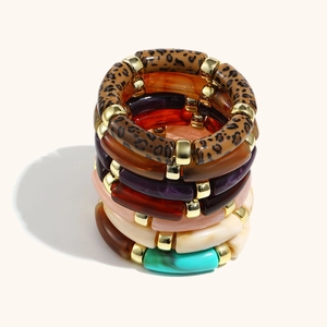 Retro acrylic stretch bracelet set with leopard print and amber beads for women