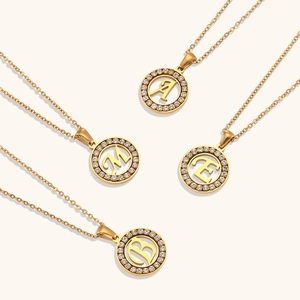 Edelstahl Zirkonia Hohl Rund Buchstabe Halskette Mode Personalisiert Alphabet Anhänger Schmuck Für Damen
