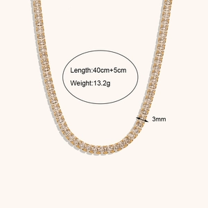 Collier tennis luxueux en acier inoxydable plaqué or 18 carats avec zircons carrés de 3 mm