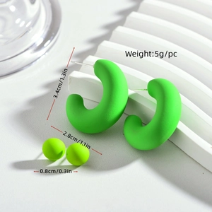 Ensemble de boucles d'oreilles C en acrylique vert néon mat avec dimensions