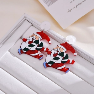 Detailansicht der Acryl-Weihnachtsmann-Ohrringe mit rotem Glitzer und Zuckerstangen