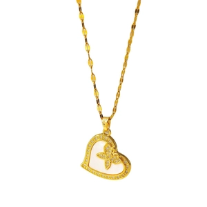 Elegante vergulde hartketting met parelmoer basis en pavé-vlinderdetail voor vrouwen
