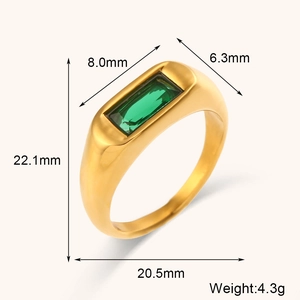 Dettagli dimensionali dell'anello dorato con zircone verde e indicazione del peso
