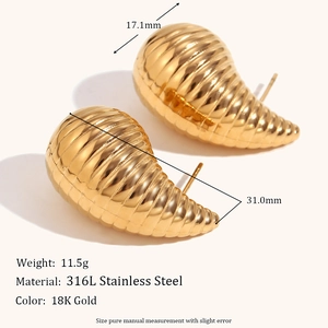 Pendientes de gota en acero inoxidable 316L bañados en oro de 18K con textura de espiral