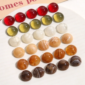 Cabochon rotondi in resina da 16mm lucidati in colori assortiti per gioielli fai da te