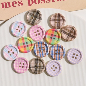 Colorful checkered round wood buttons with 4 holes for DIY coats and hats sewing
