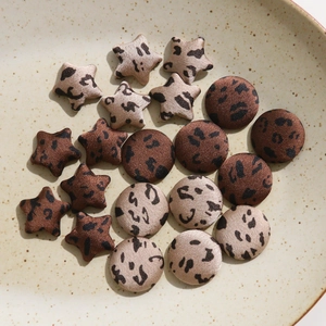 Brown leopard print fabric star and round buttons for DIY hair accessories and hats