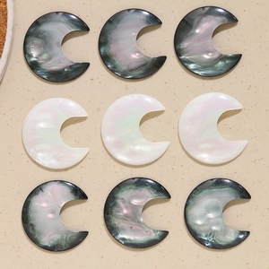 Polished moon-shaped resin shell pendants in black and white colors for DIY jewelry making