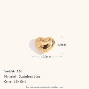 Vue détaillée d'une perle coeur en acier inoxydable doré 14K avec dimensions 10x8,5mm