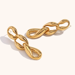 Orecchini a catena a tre maglie in acciaio inossidabile placcato oro 18K lucido