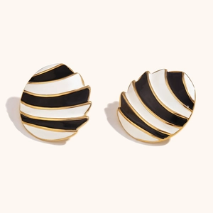 18K gold plated stainless steel enamel earrings with black and white shell pattern