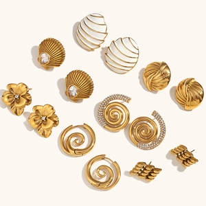 Fashion Stainless Steel 18K Gold Plated Rhinestone Enamel Shell Flower Conch Stud Earrings For Women Retro Jewelry Accessory