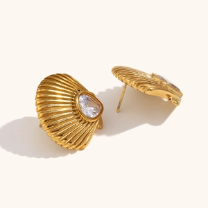 18K gold plated stainless steel fan shaped stud earrings with teardrop crystal
