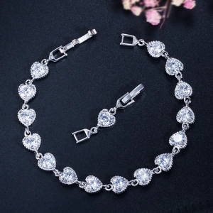 Elegantes 925er Sterling Silber Herz-Zirkonia Armband für Damen mit Verlängerungskettchen